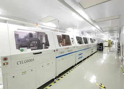 Technologie de panneau d'affichage LCD TFT haute luminosité pour applications d'énergie solaire